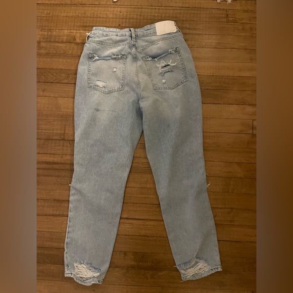 H&M mom jeans!! - Picture 2 of 3